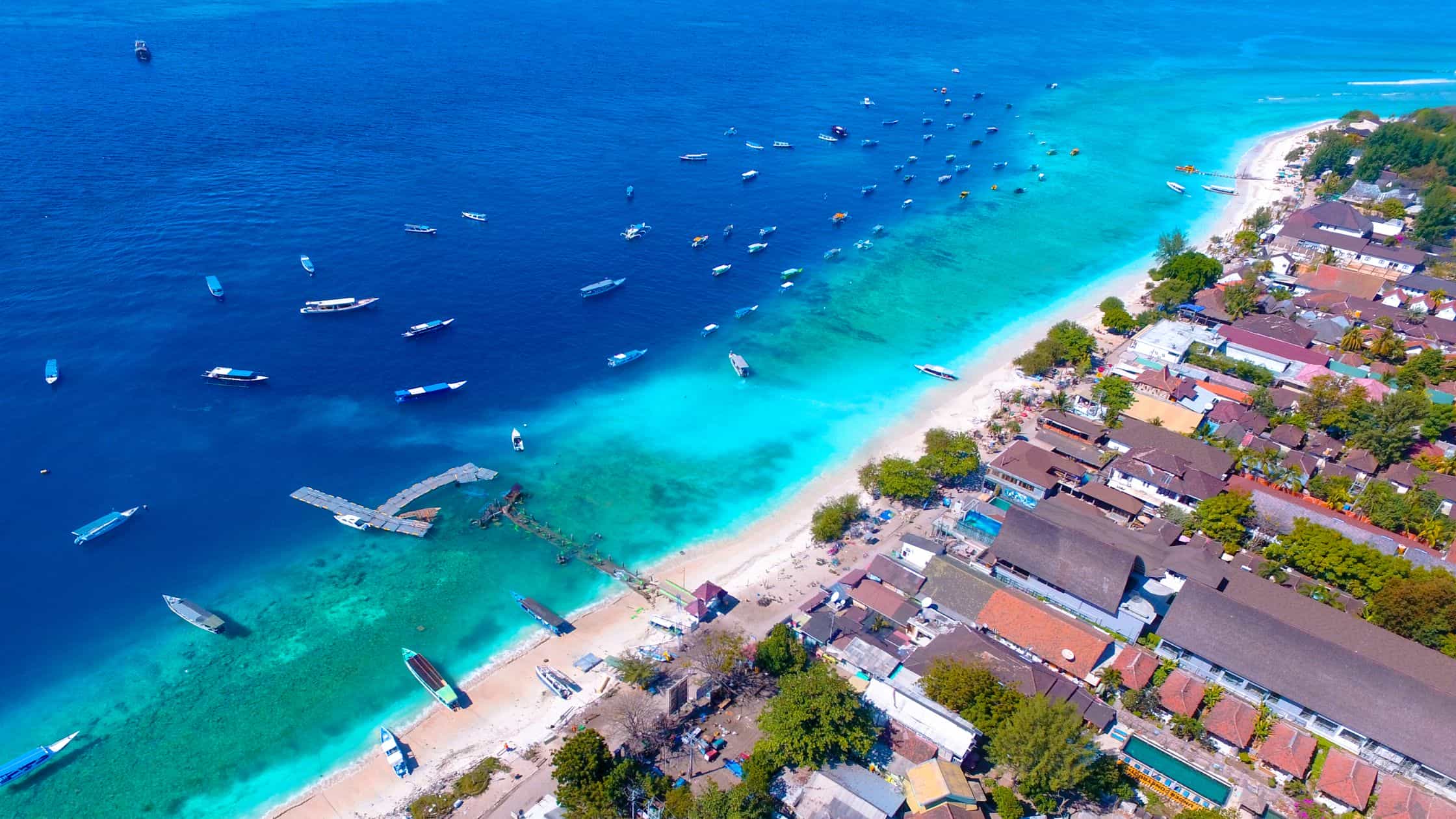 Gili Meno serene beach